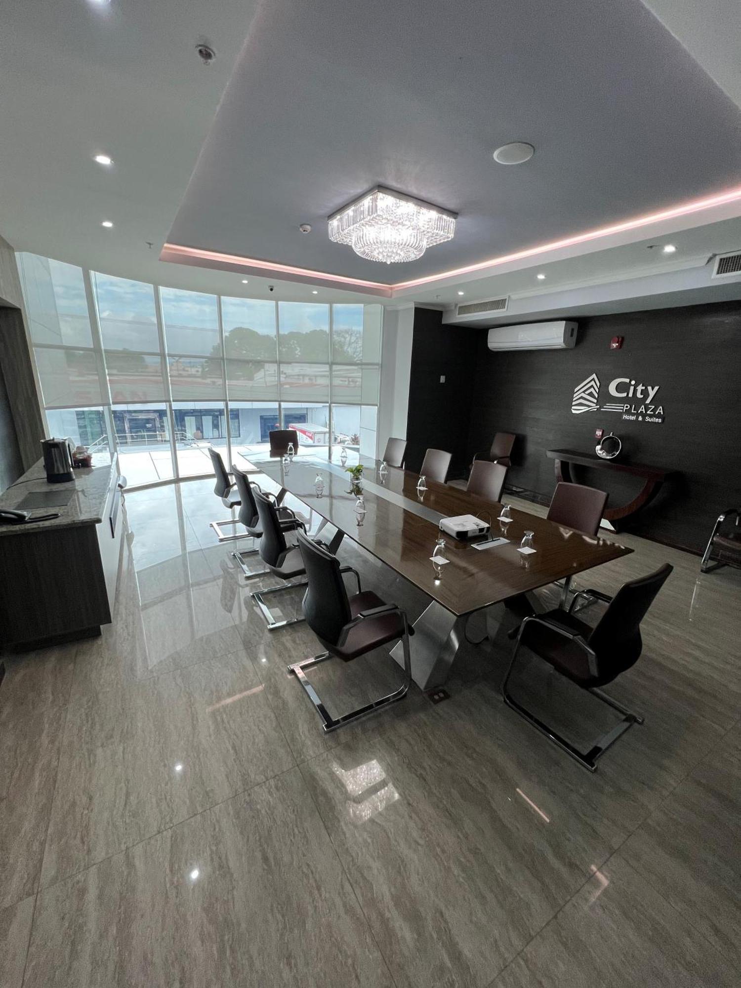 Hotel City Plaza & Suites David Dış mekan fotoğraf